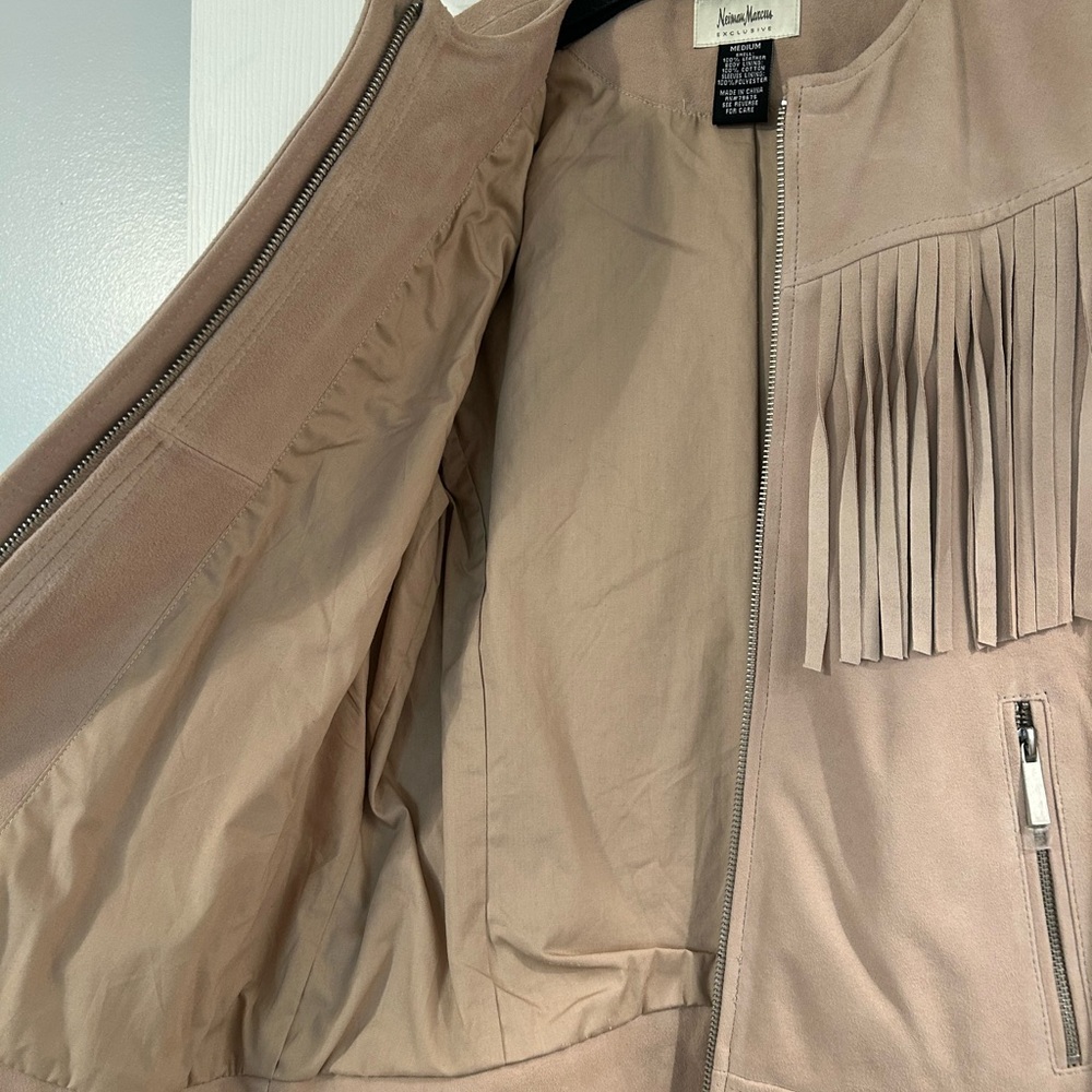 Neiman Marcus Exclusive Women’s Leather Jacket Medium - Picture 4 of 6
